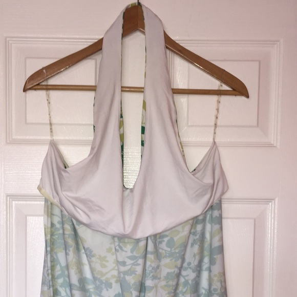 Short Summer Halter Plus Size Dress - Picture 9 of 10